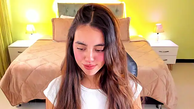 Snapshot of _Charlotte_evans_1 chatting on September 17, 2025, 7:37 pm Charlotte evans 1 online show from September 17, 2025, 7:37 pm