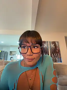 Jessie-pradoo online show from June 1, 2026, 9:27 pm