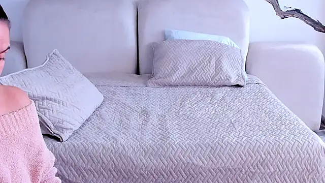 BridgetRodriguez online show from January 23, 2025, 3:32 pm