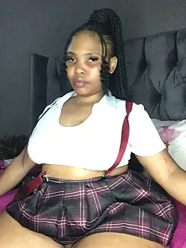 Anaelle24 online show from February 21, 2025, 7:10 pm