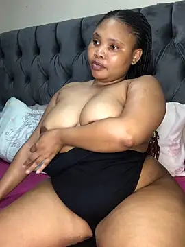 Anaelle24 online show from May 22, 2026, 7:26 am
