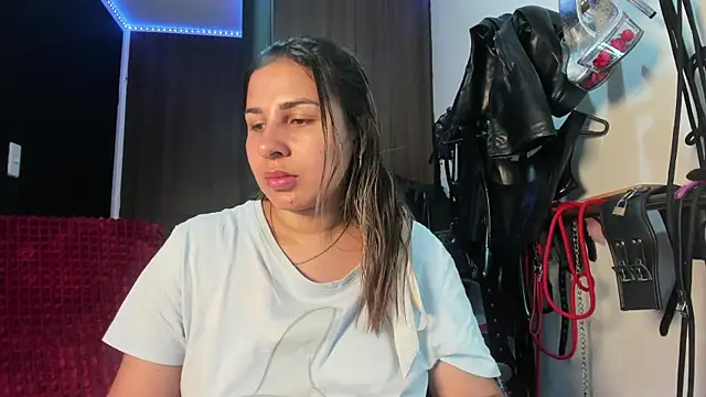 violet bdsmx online show from November 8, 2025, 1:50 am