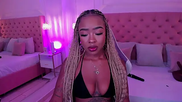 mia schwarz online show from January 17, 2026, 8:01 pm