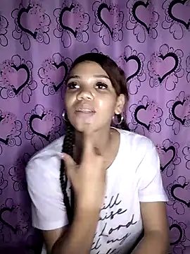 1CANDYLOVE online show from December 11, 2024, 2:19 am