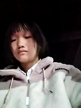 lytamye online show from March 18, 2025, 3:20 am