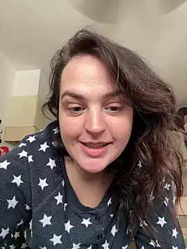 Quinnrose0420 online show from February 25, 2025, 5:25 pm