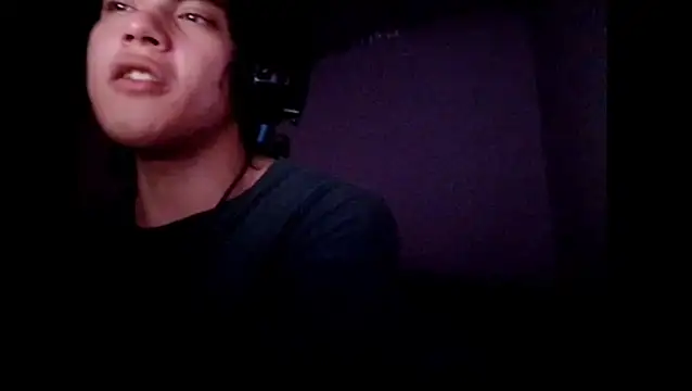 Xtrem3HARDxxx online show from November 11, 2025, 6:13 am