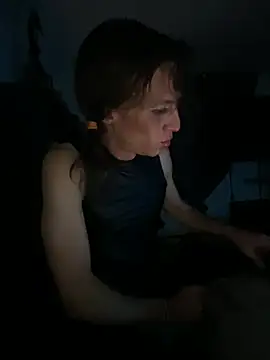 kikiwonderbar online show from February 19, 2026, 6:09 am