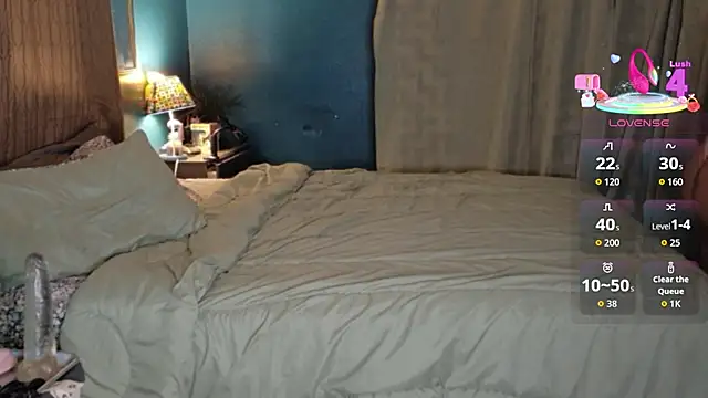 Snapshot of CurlyNony chatting on January 14, 2026, 6:57 pm CurlyNony online show from January 14, 2026, 6:57 pm