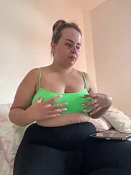 Im Amelia online show from March 3, 2026, 9:21 pm