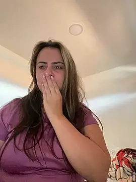 Im Amelia online show from April 10, 2026, 1:38 pm