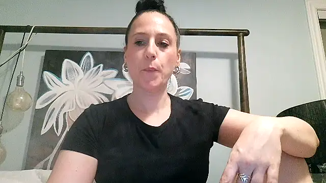 Audrey hotty online show from March 9, 2026, 12:58 am