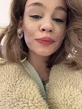 Street young online show from December 13, 2024, 4:49 pm