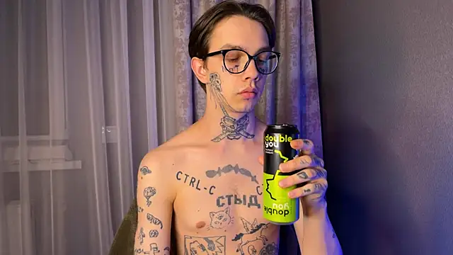 Snapshot of anahori__simon chatting on February 5, 2025, 11:39 pm anahori simon online show from February 5, 2025, 11:39 pm