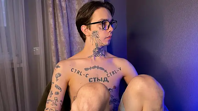 Snapshot of anahori__simon chatting on February 8, 2025, 2:49 pm anahori simon online show from February 8, 2025, 2:49 pm