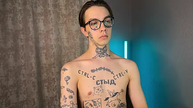 Snapshot of anahori__simon chatting on February 14, 2025, 7:02 pm anahori simon online show from February 14, 2025, 7:02 pm