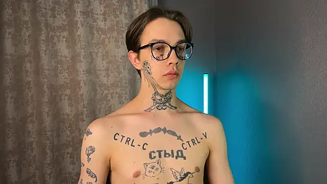 Snapshot of anahori__simon chatting on February 14, 2025, 10:04 pm anahori simon online show from February 14, 2025, 10:04 pm