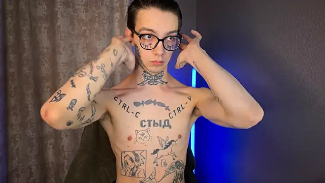 Snapshot of anahori__simon chatting on February 21, 2025, 6:26 pm anahori simon online show from February 21, 2025, 6:26 pm