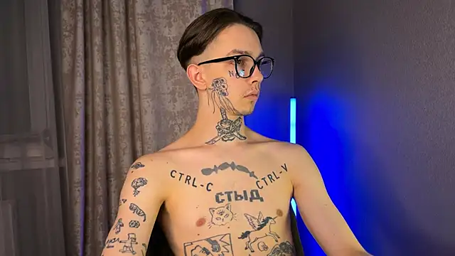 Snapshot of anahori__simon chatting on March 2, 2025, 5:47 pm anahori simon online show from March 2, 2025, 5:47 pm