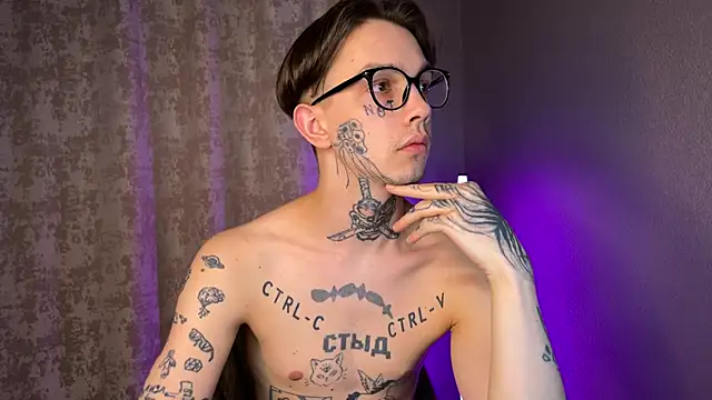 Snapshot of anahori__simon chatting on March 9, 2025, 12:53 am anahori simon online show from March 9, 2025, 12:53 am