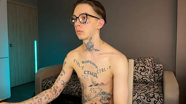 Snapshot of anahori__simon chatting on March 12, 2025, 5:24 am anahori simon online show from March 12, 2025, 5:24 am