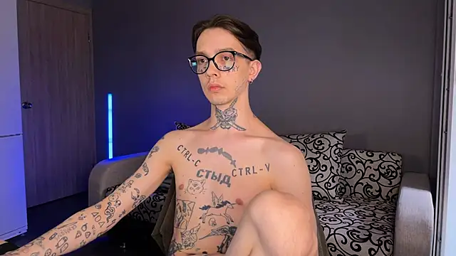 Snapshot of anahori__simon chatting on March 14, 2025, 4:43 am anahori simon online show from March 14, 2025, 4:43 am