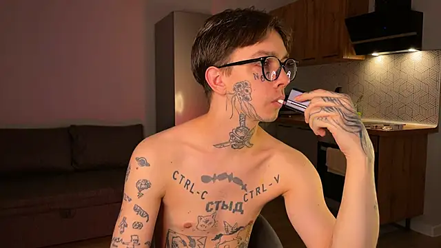 Snapshot of anahori__simon chatting on October 14, 2025, 9:15 pm anahori simon online show from October 14, 2025, 9:15 pm