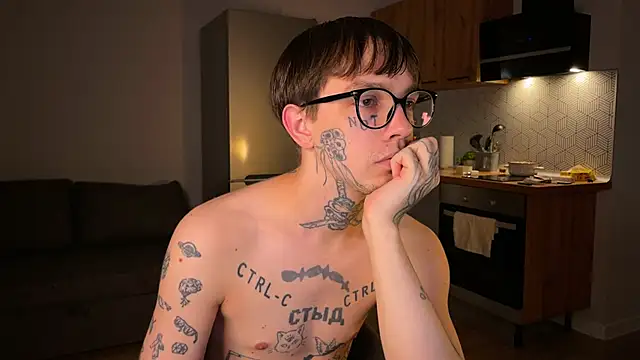 Snapshot of anahori__simon chatting on October 23, 2025, 12:32 am anahori simon online show from October 23, 2025, 12:32 am