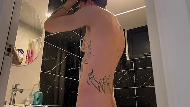 anahori  simon online show from April 19, 2026, 12:43 am