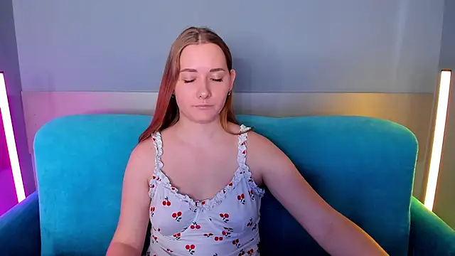 AlinaVice online show from March 12, 2025, 4:30 am