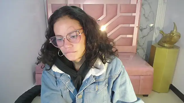 Snapshot of Tyna_ch chatting on March 14, 2025, 3:58 pm Tyna ch online show from March 14, 2025, 3:58 pm