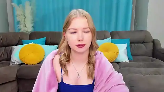 shy  lady online show from January 22, 2025, 4:12 pm