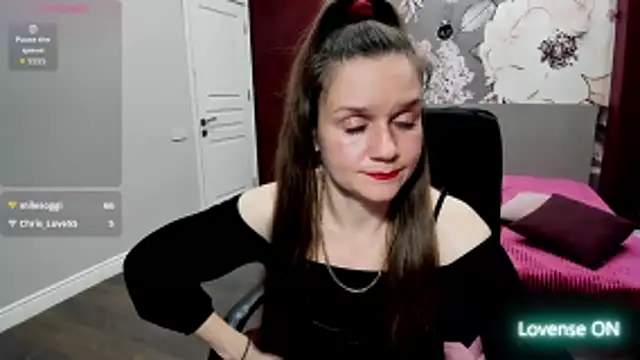 AriaGray online show from February 13, 2026, 4:19 am