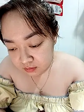 VyOanh2K online show from February 10, 2025, 1:44 pm