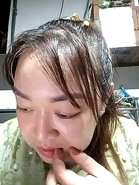 VyOanh2K online show from February 11, 2025, 3:08 pm