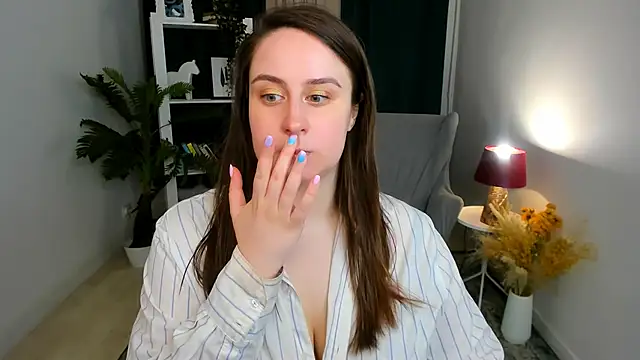 Lattea online show from April 10, 2026, 12:21 pm