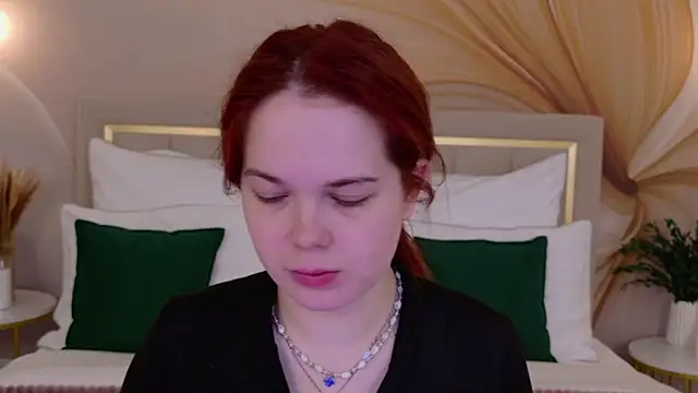 DeniseReese online show from April 4, 2026, 2:43 am