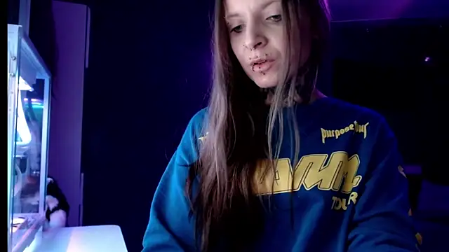 Snapshot of InesGold chatting on January 27, 2025, 7:13 pm InesGold online show from January 27, 2025, 7:13 pm