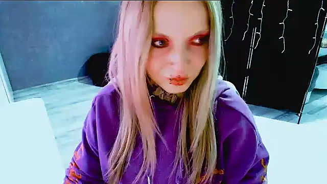 Snapshot of InesGold chatting on October 1, 2025, 8:15 pm InesGold online show from October 1, 2025, 8:15 pm