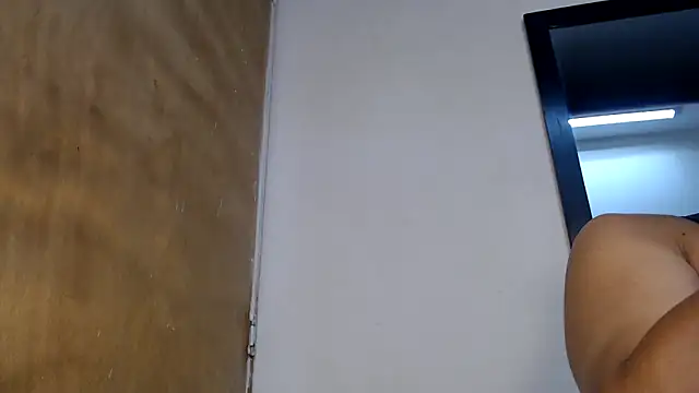 KristalTsXXX online show from April 13, 2026, 2:33 pm