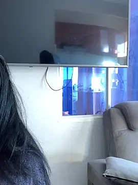 Sara luna  online show from February 26, 2025, 10:36 am