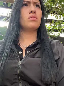 Sara luna  online show from March 13, 2025, 9:37 pm