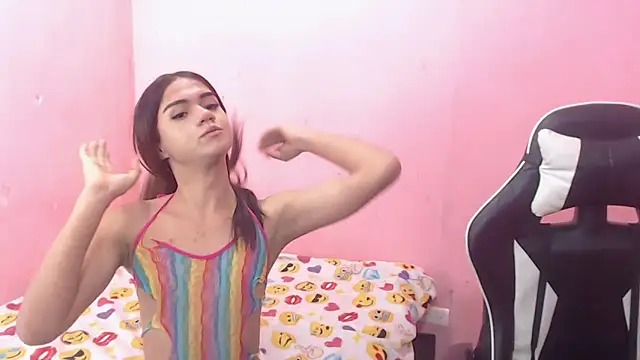 Snapshot of DEMI_LEED chatting on February 13, 2025, 2:31 pm DEMI LEED online show from February 13, 2025, 2:31 pm