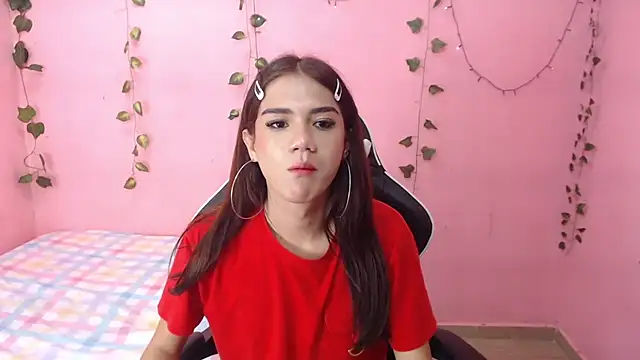 Snapshot of DEMI_LEED chatting on February 14, 2025, 2:23 pm DEMI LEED online show from February 14, 2025, 2:23 pm