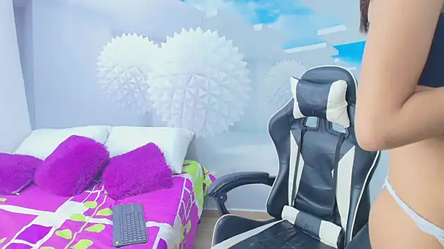 Snapshot of DEMI_LEED chatting on March 19, 2025, 12:23 pm DEMI LEED online show from March 19, 2025, 12:23 pm