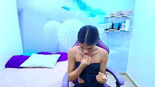 Snapshot of DEMI_LEED chatting on September 11, 2025, 11:32 am DEMI LEED online show from September 11, 2025, 11:32 am