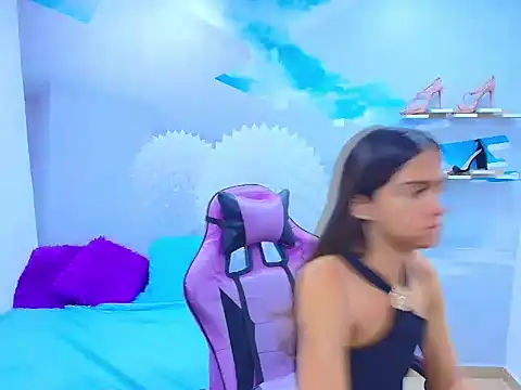 Snapshot of DEMI_LEED chatting on September 22, 2025, 1:57 pm DEMI LEED online show from September 22, 2025, 1:57 pm