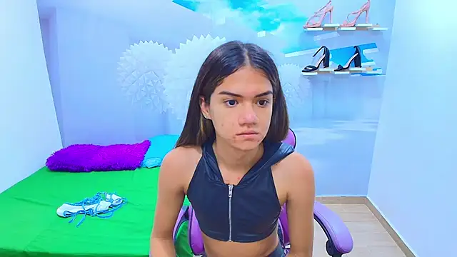 Snapshot of DEMI_LEED chatting on September 24, 2025, 11:24 am DEMI LEED online show from September 24, 2025, 11:24 am