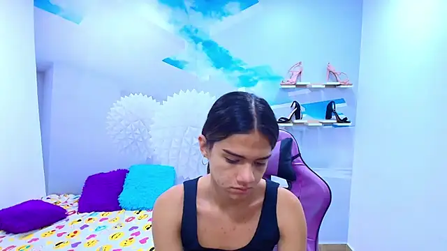 Snapshot of DEMI_LEED chatting on October 2, 2025, 12:34 pm DEMI LEED online show from October 2, 2025, 12:34 pm