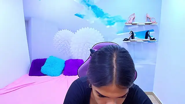 Snapshot of DEMI_LEED chatting on October 3, 2025, 11:29 am DEMI LEED online show from October 3, 2025, 11:29 am